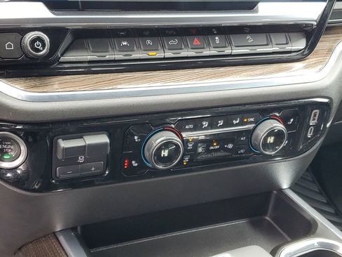 Used 2023 Chevrolet Silverado 1500 RST w/ Convenience Package II image 19