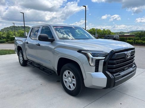 Used 2026 Toyota Tundra SR AWD/4WD image 30