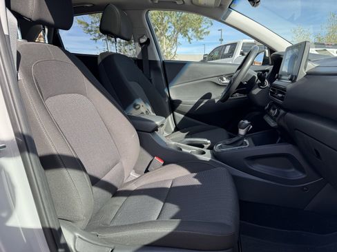 Used 2022 Hyundai Kona SEL w/ Convenience Package image 14