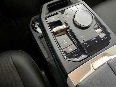 Used 2023 BMW iX xDrive50 w/ Sport Package image 21