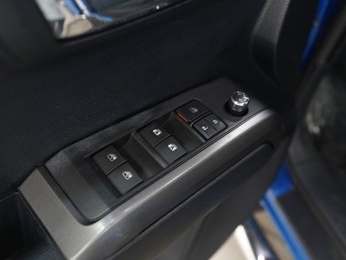 Used 2016 Toyota Tacoma TRD Sport image 21