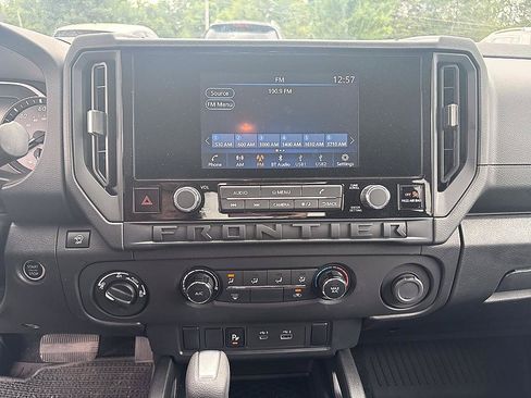 Certified 2025 Nissan Frontier S AWD/4WD image 8