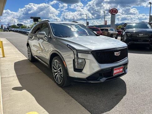 Certified 2024 Cadillac XT4 Sport AWD/4WD image 3