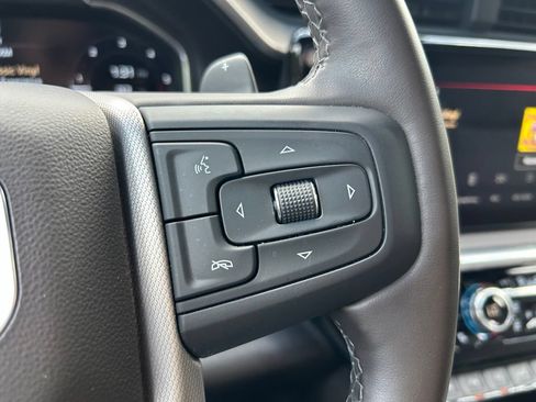 Used 2025 GMC Sierra 1500 Denali w/ Technology Package AWD/4WD image 31
