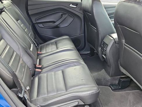 Used 2017 Ford Escape Titanium w/ Equipment Group 301A AWD/4WD image 29