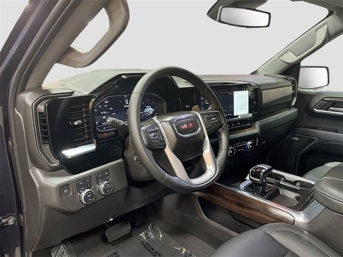 Used 2024 GMC Sierra 1500 SLT w/ SLT Premium Plus Package image 9