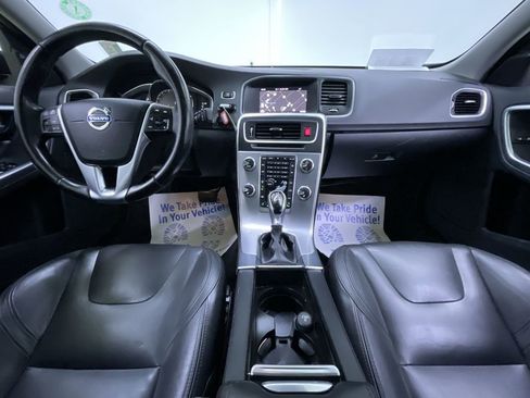 Used 2018 Volvo S60 T5 Inscription Platinum image 18