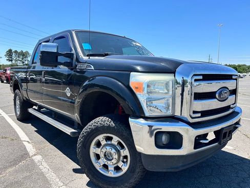 Used 2016 Ford F250 XLT w/ XLT Premium Package AWD/4WD image 1