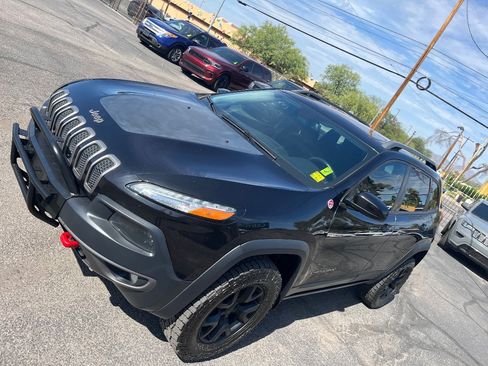 Used 2014 Jeep Cherokee Trailhawk w/ Comfort/Convenience Group AWD/4WD image 47