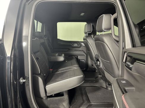 Used 2022 GMC Sierra 1500 AT4X image 19