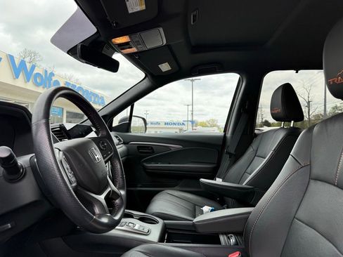 Used 2022 Honda Passport TrailSport image 9