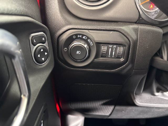 Used 2022 Jeep Wrangler Unlimited Sport AWD/4WD image 35