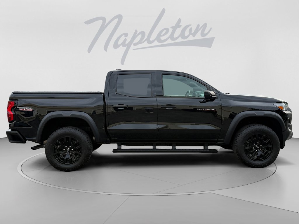 Used 2023 Chevrolet Colorado Trail Boss AWD/4WD image 7