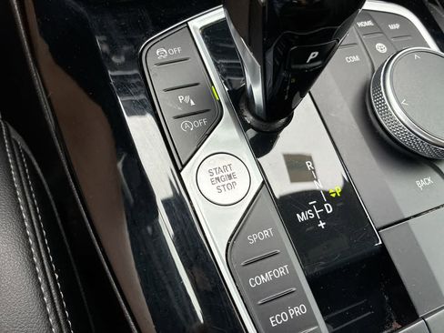 Used 2024 BMW X3 sDrive30i RWD image 17