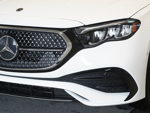 Certified 2025 Mercedes-Benz E 350 4MATIC Sedan image 6