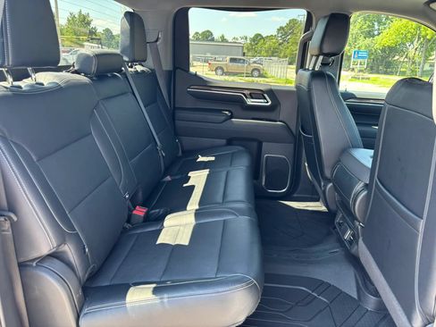 Used 2023 Chevrolet Silverado 1500 LT w/ Protection Package AWD/4WD image 18