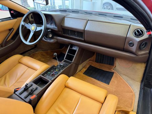 Used 1990 Ferrari Testarossa RWD image 97