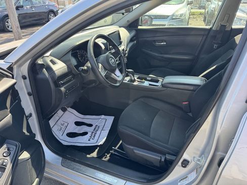 Used 2020 Nissan Sentra SV image 8