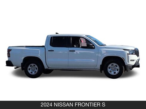 Certified 2024 Nissan Frontier S image 6