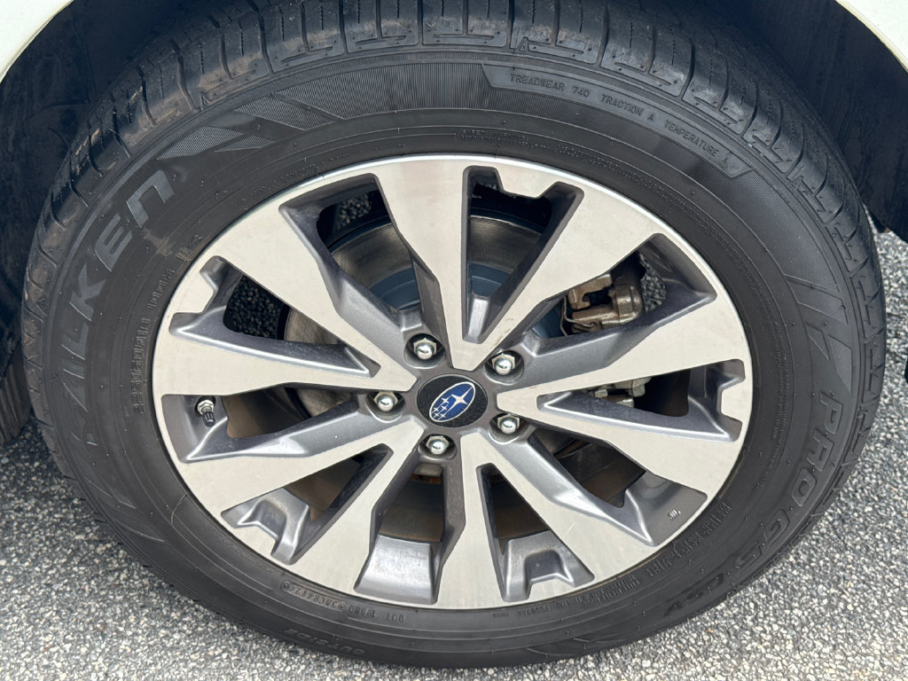 Used 2019 Subaru Outback 2.5i Touring w/ Popular Package #3A AWD/4WD image 22