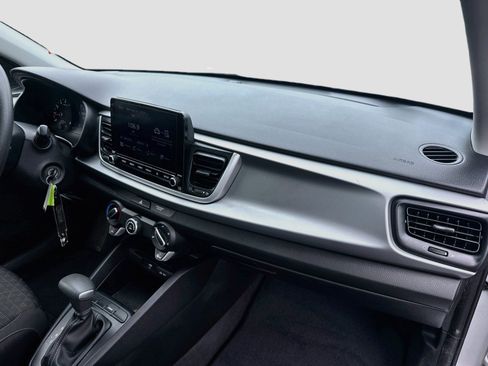 Used 2022 Kia Rio LX FWD image 29