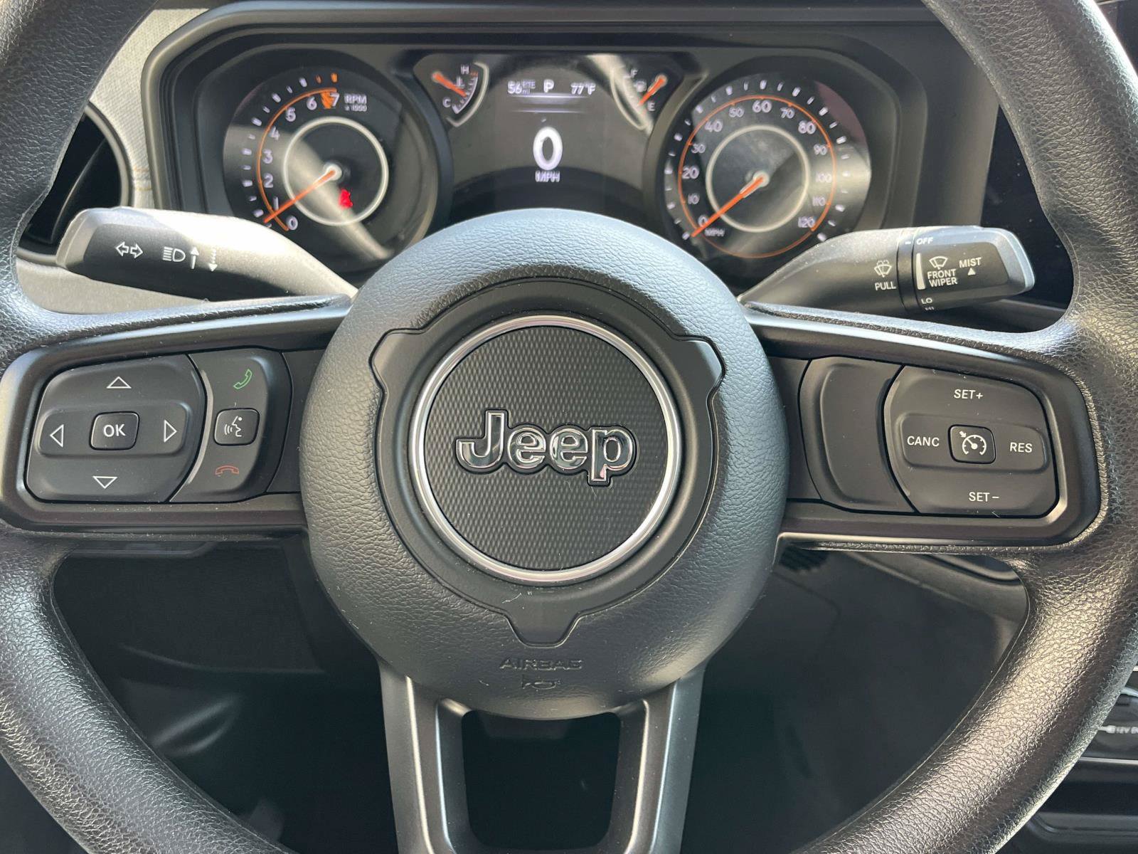 Used 2025 Jeep Gladiator Sport AWD/4WD image 18