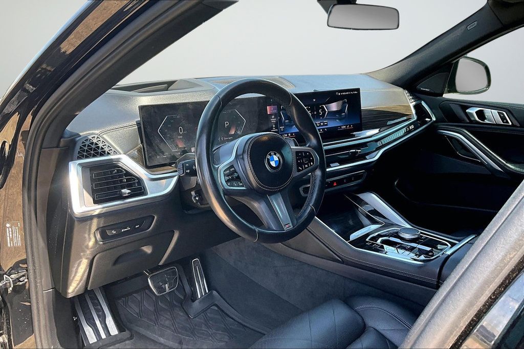 Used 2024 BMW X6 xDrive40i w/ Premium Package AWD/4WD image 8
