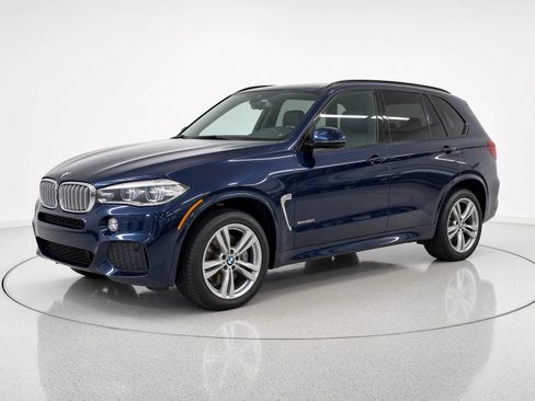 Used 2016 BMW X5 xDrive50i w/ M Sport AWD/4WD image 5