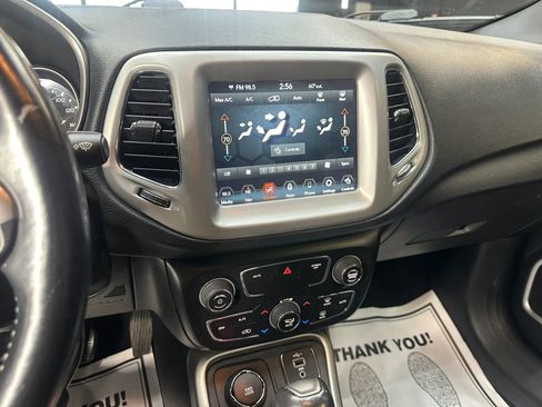 Used 2021 Jeep Compass Latitude AWD/4WD image 14