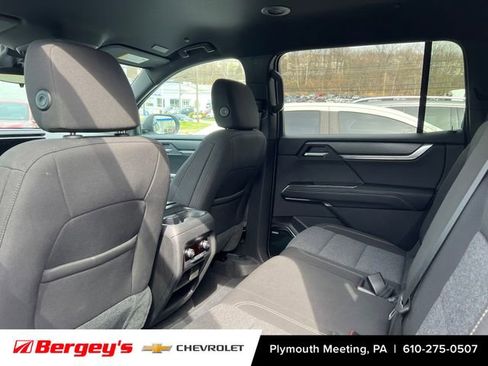 Certified 2025 GMC Acadia Elevation image 10