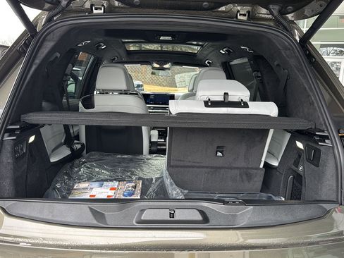 New 2026 BMW X7 xDrive40i w/ Premium Package image 31