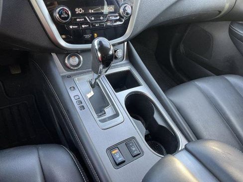 Certified 2024 Nissan Murano SV w/ SV Midnight Edition Package image 9