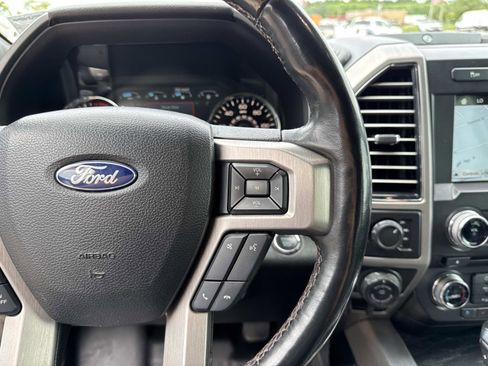 Used 2018 Ford F150 Platinum w/ Equipment Group 701A Luxury AWD/4WD image 23