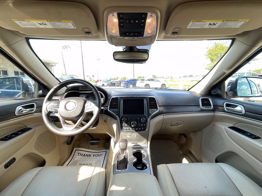 Used 2018 Jeep Grand Cherokee Overland RWD image 27