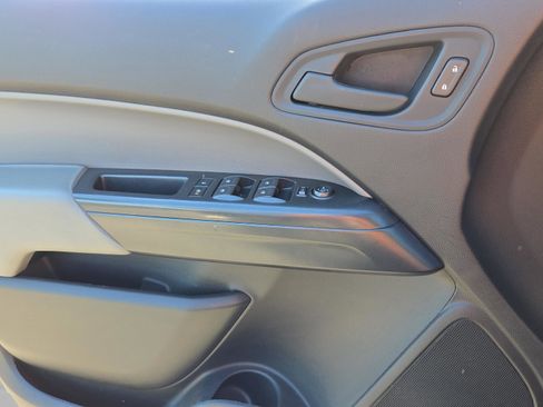 Used 2019 Chevrolet Colorado W/T w/ WT Convenience Package image 26