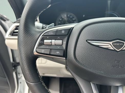 Used 2025 Genesis G70 2.5T AWD/4WD image 25
