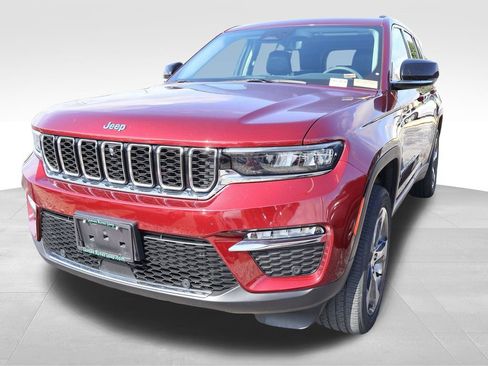 Used 2022 Jeep Grand Cherokee Limited 4xe w/ Luxury Tech Group II AWD/4WD image 6