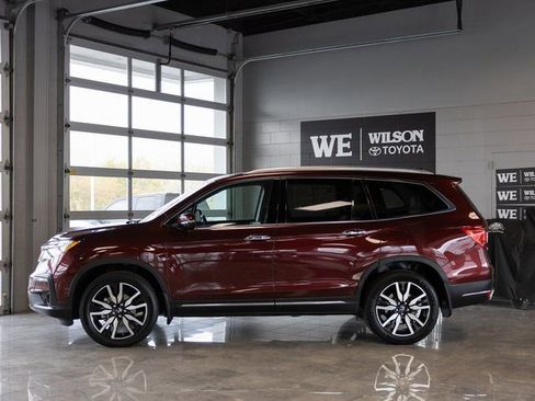 Used 2022 Honda Pilot Elite image 1