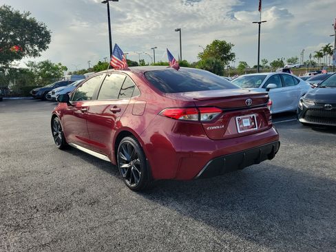 Used 2024 Toyota Corolla SE FWD image 9