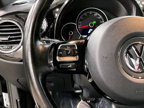 Used 2018 Volkswagen Beetle 2.0T S image 21