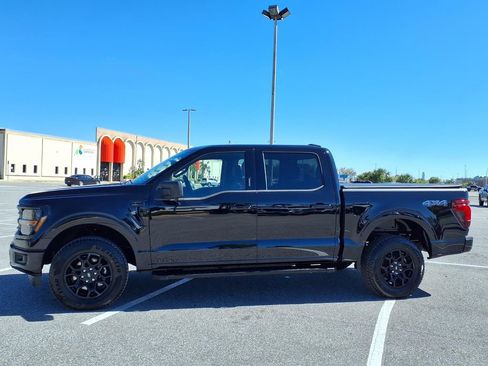 Used 2024 Ford F150 XLT w/ XLT Black Appearance Package AWD/4WD image 4