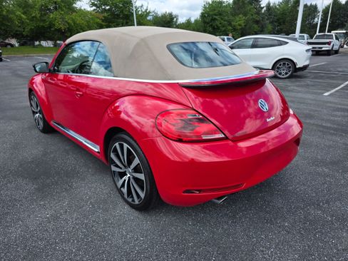 Used 2014 Volkswagen Beetle R-Line FWD image 3