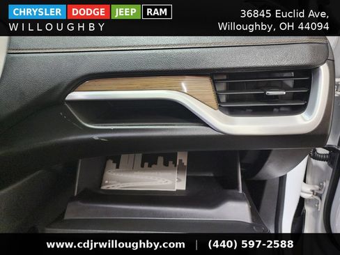 Used 2019 GMC Terrain SLE w/ Driver Convenience Package FWD image 35