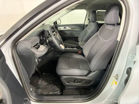 New 2026 Ford Explorer Active image 30