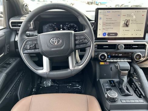 New 2026 Toyota 4Runner Limited AWD/4WD image 20
