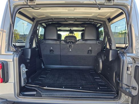 Used 2023 Jeep Wrangler Unlimited Rubicon 392 w/ Xtreme Recon 35" Tire Package AWD/4WD image 30