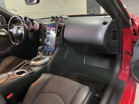 Used 2014 Nissan 370Z Touring w/ Sport Package RWD image 24