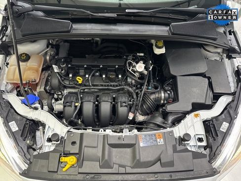 Used 2018 Ford Focus SE image 3