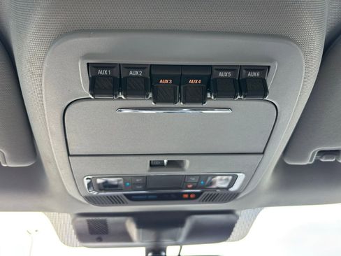 Used 2024 Ford F350 Lariat w/ Lariat Ultimate Package AWD/4WD image 25