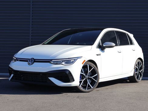 Used 2023 Volkswagen Golf R 2.0T image 1